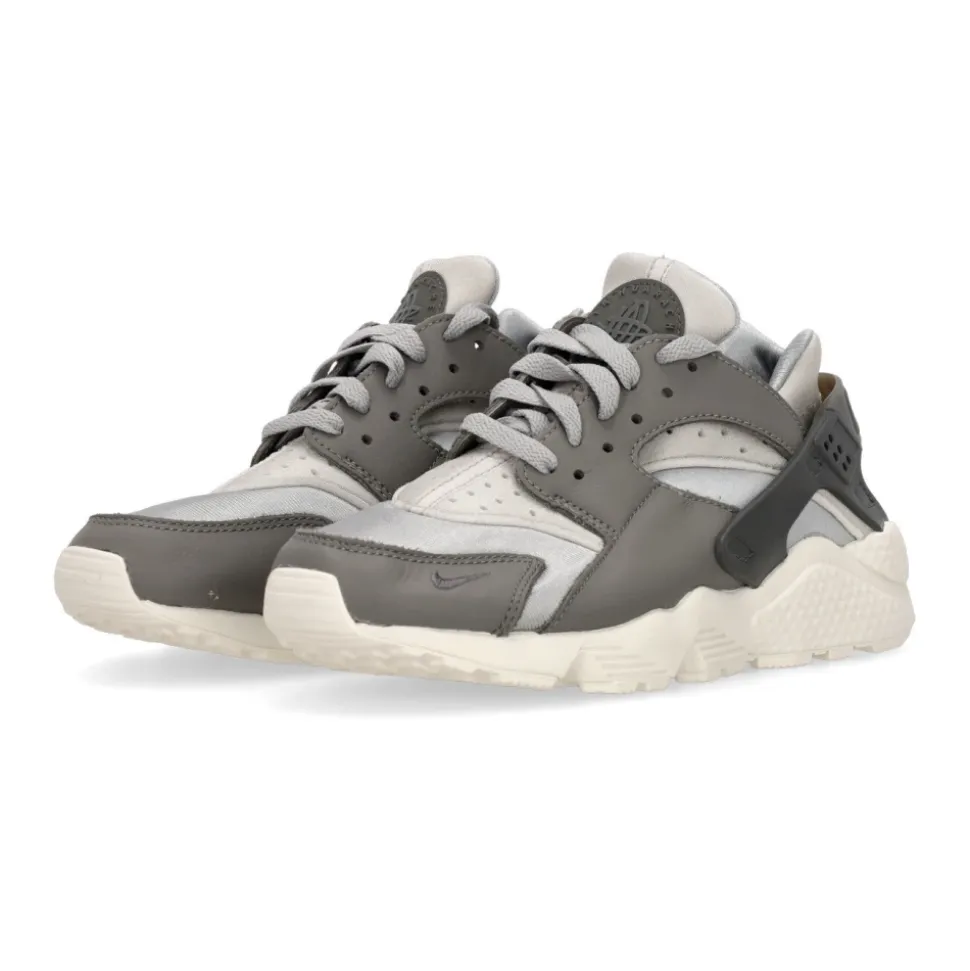 Air Huarache LT