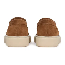 Baskets en daim marron Kazar pour hommes avec une coupe mocassin