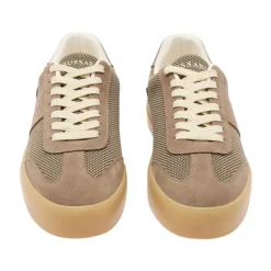 Baskets en mesh et cuir vulcanisé