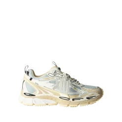 Be Right Back Sneaker