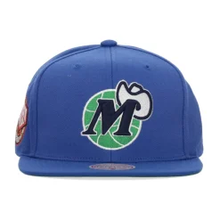 Caps