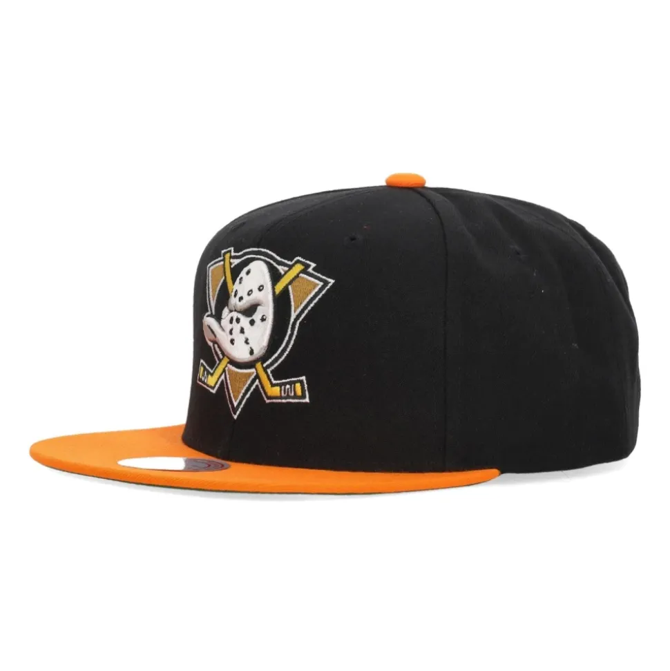Caps