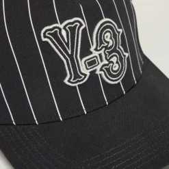 Casquette à rayures