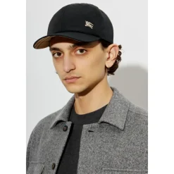 Casquette à visière