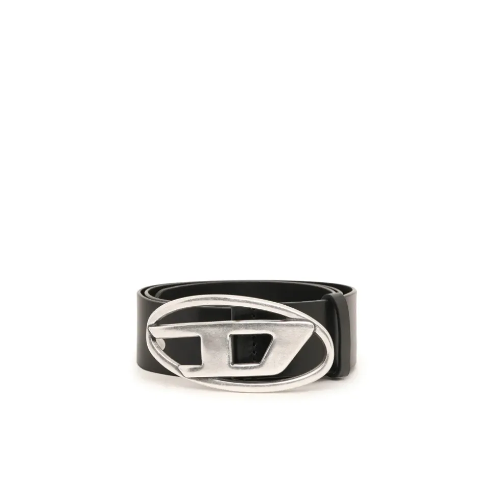 Ceinture en cuir avec boucle Oval D