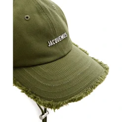 Chapeau Vert à Bord Frangé avec Sangle Réglable