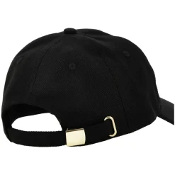 Chapeaux