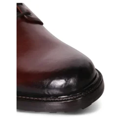 Chaussure classique à lacets