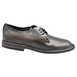 Chaussures à lacets