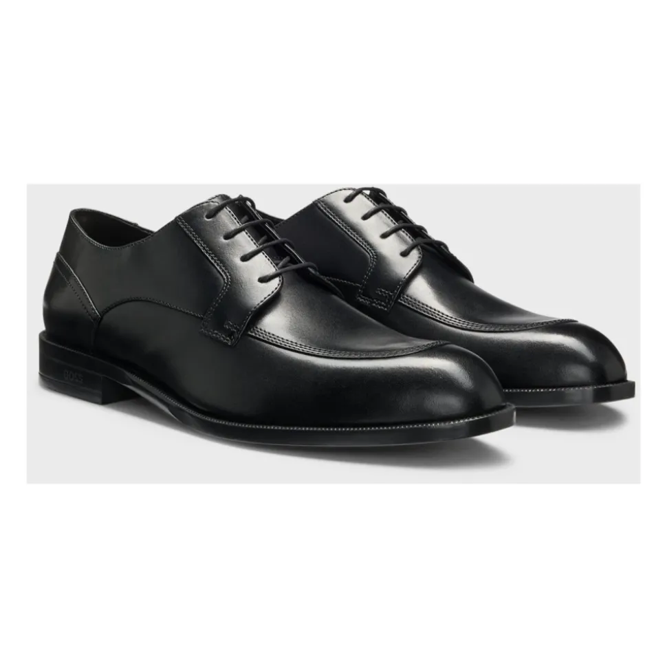 Chaussures à lacets