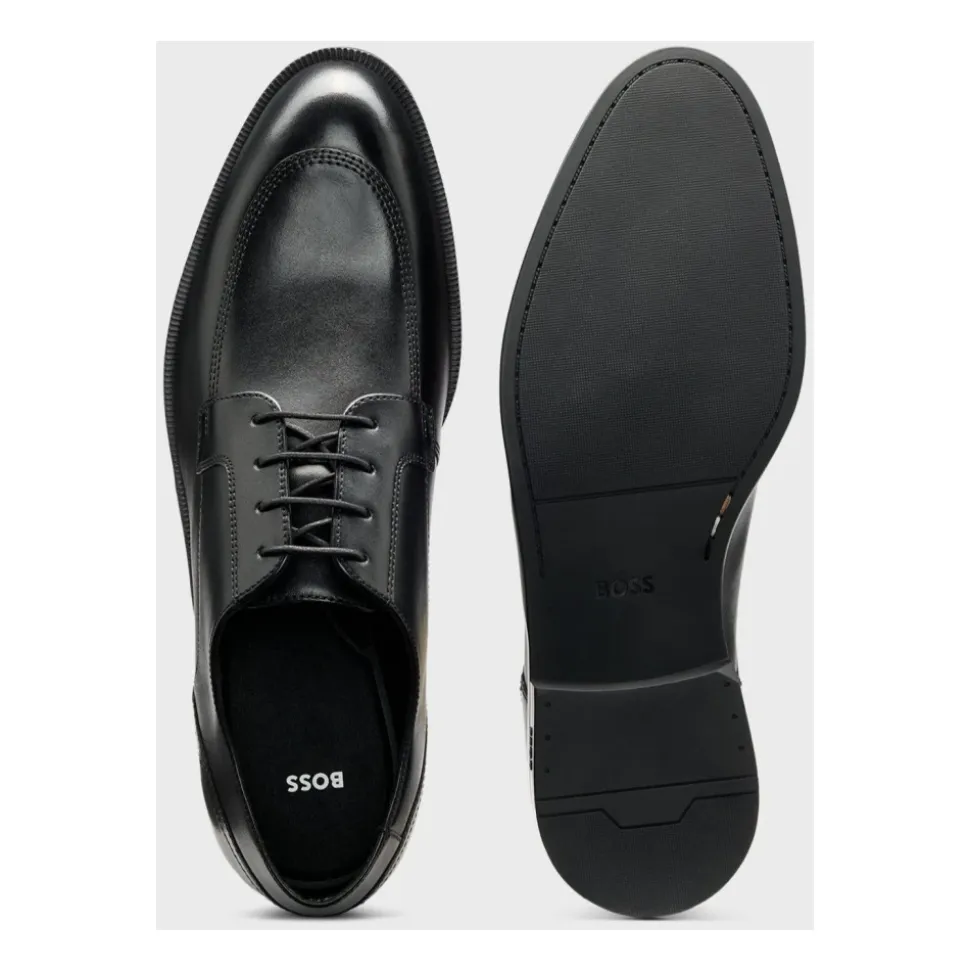 Chaussures à lacets