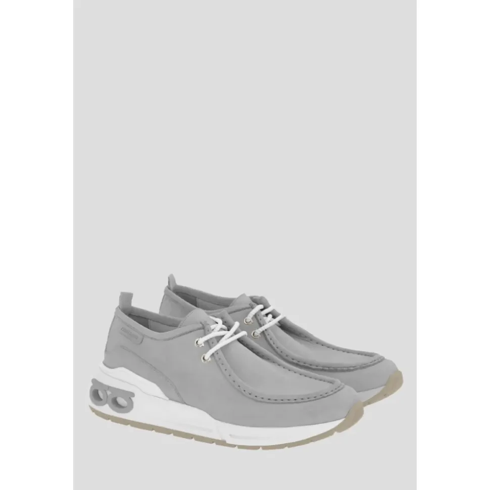 Chaussures à lacets