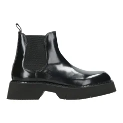 Chelsea Boots