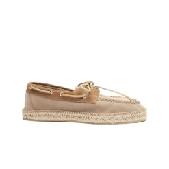 Chic Espadrilles Style Bateau