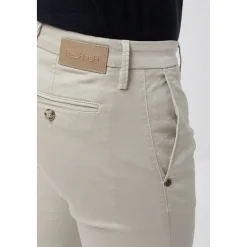Chinos avec revers style MUCHA