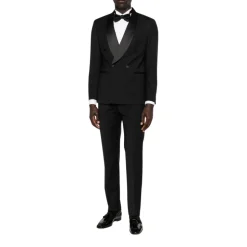 Costume à revers châle
