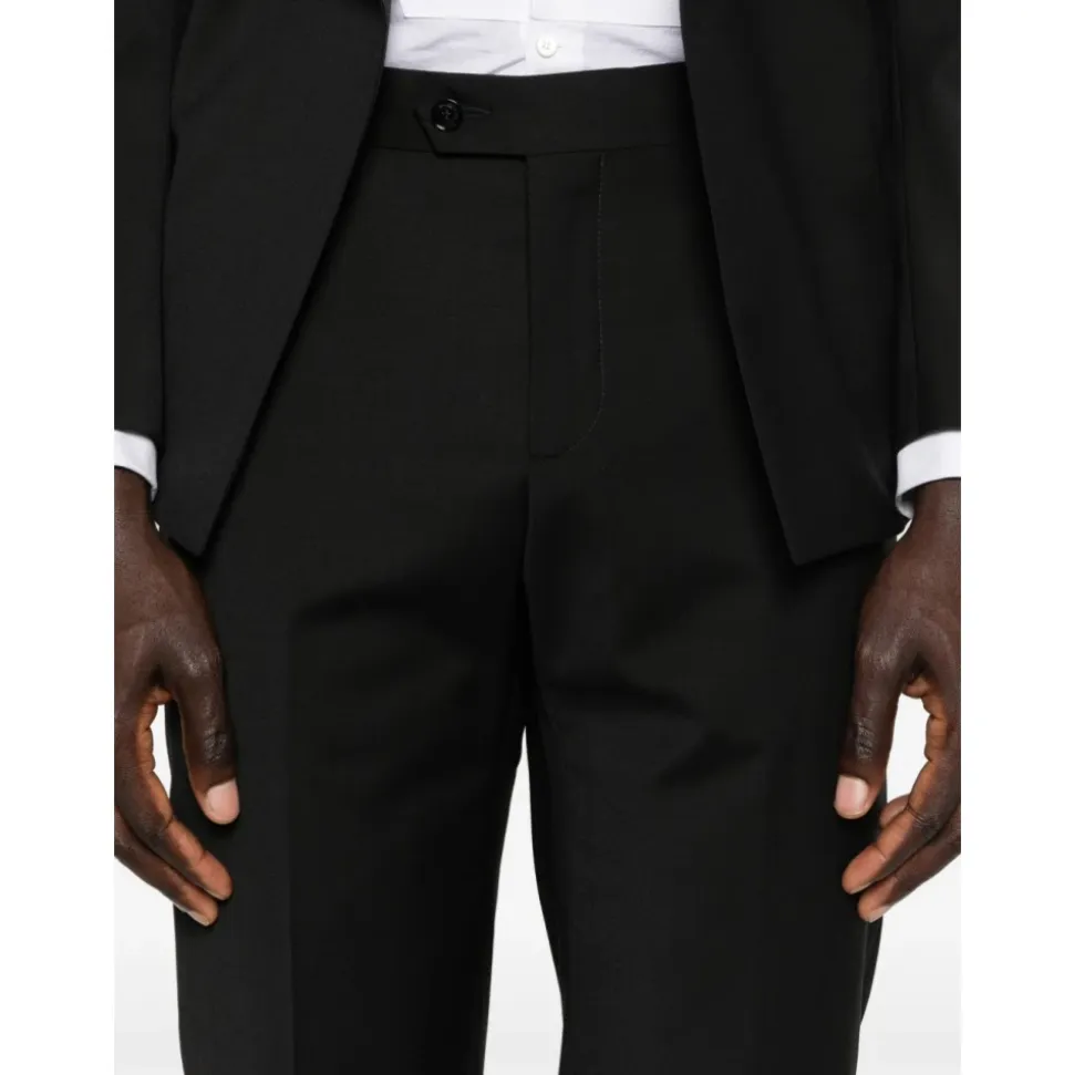 Costume à revers châle