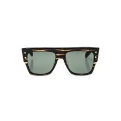 Des lunettes de soleil