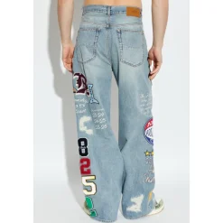 Jeans avec des patchs