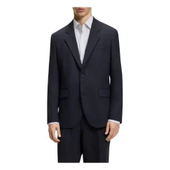 Karlo Suit