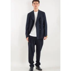Élégant Costume Croisé en Laine