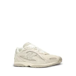 204L Sneakers