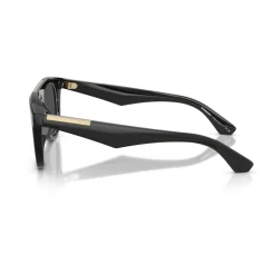 Lunettes de soleil élégantes en teinte bleue