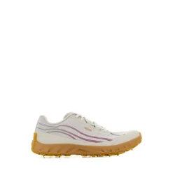 002 Moonbeam