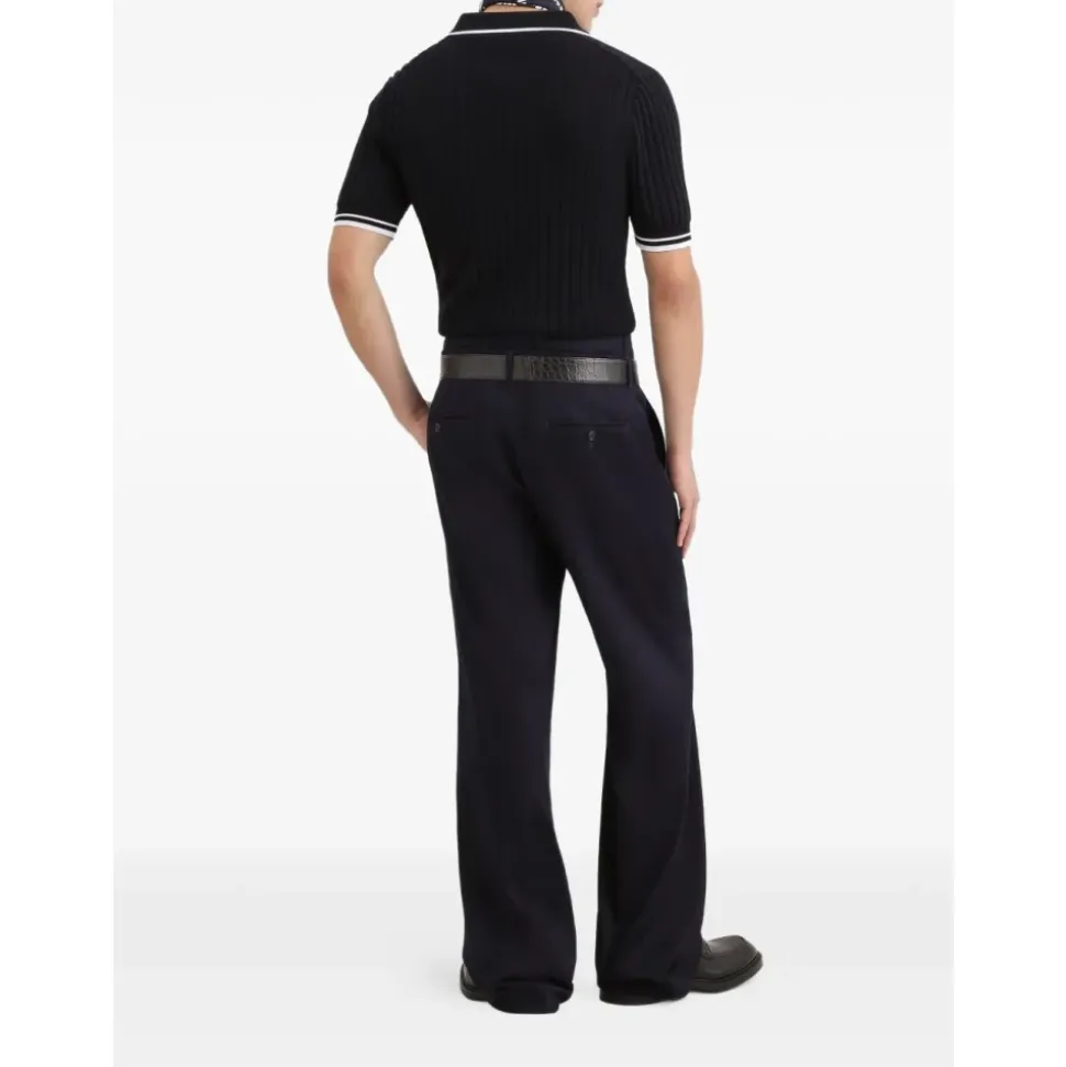 Polos