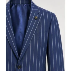 Single Breasted Suits