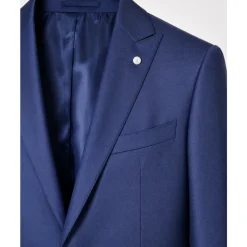 Single Breasted Suits