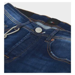 1980 Slim Jeans