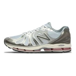 1890 Sneaker
