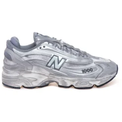 1000 Sneaker