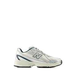 740 Sneaker