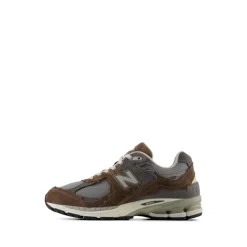 2002 Sneakers