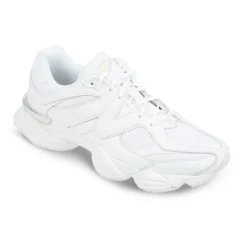 9060 Sneakers