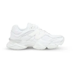 9060 Sneakers