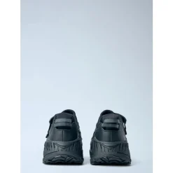 Stinson Breeze Sneakers