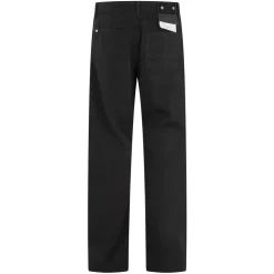 Straight Jeans