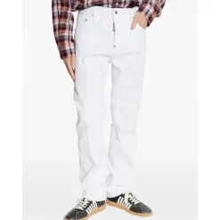 Straight Jeans
