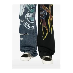 Straight Jeans