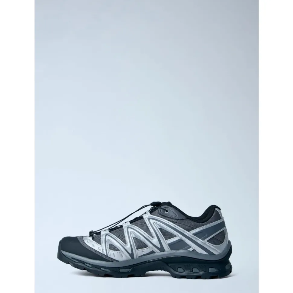 XT-Quest Sneakers